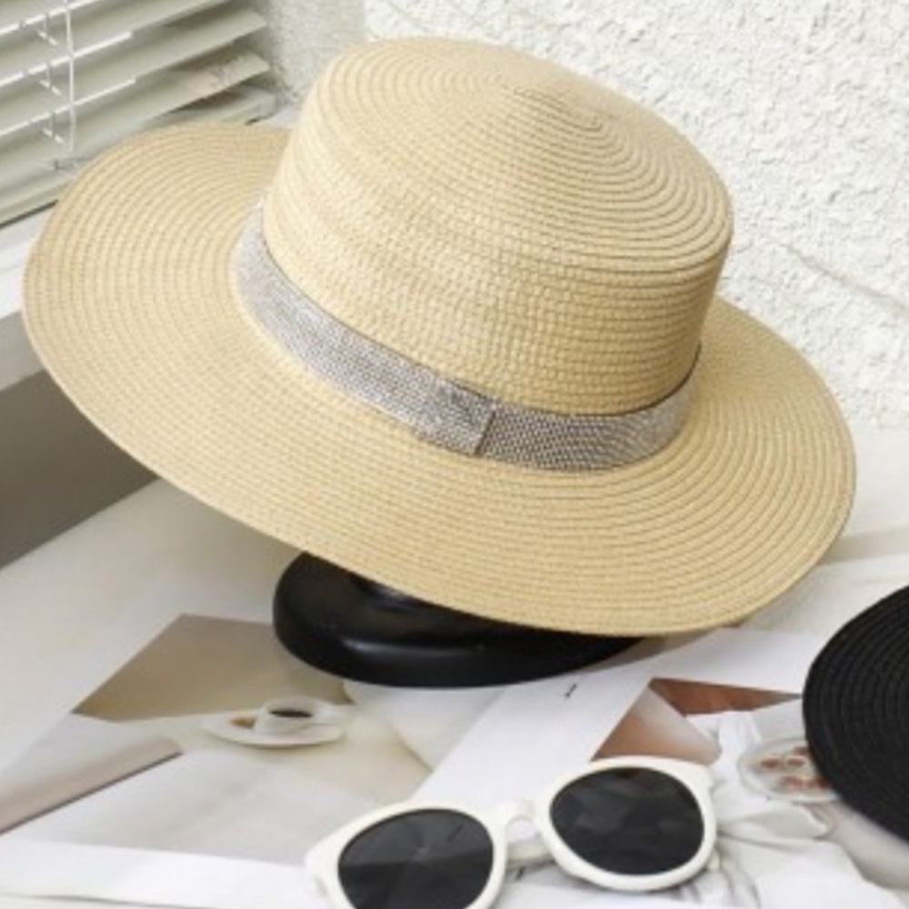Elegant Unisex Straw Panama Hat With Rhinestone Studded Band NWT
